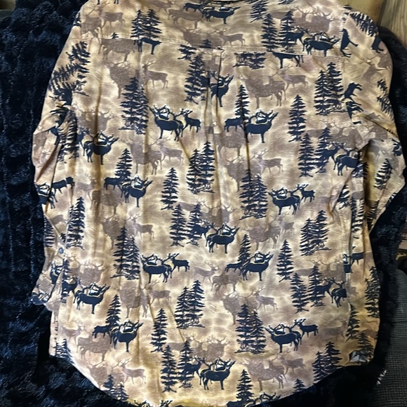 Men’s Woolrich elk print medium shirt - Picture 5 of 5